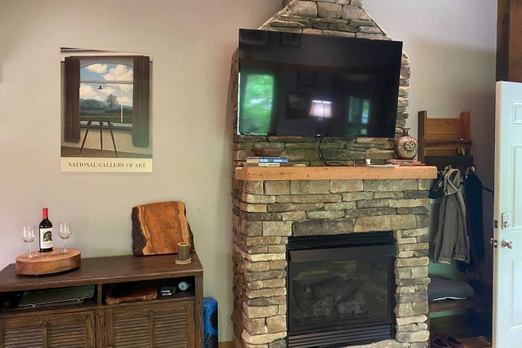 Roaring River Chalet Jenkins Rentals